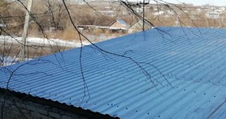 Демонтаж поликарбоната с крыши в Гулькевичах - услуги по доступной цене от 618 рублей