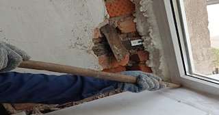 Демонтаж оконных откосов по выгодной цене от 515 руб. в Гулькевичах - Сварной-Гль