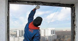 Демонтаж остекления балкона в Гулькевичах - цена от 567 руб. - Сварной-Гль